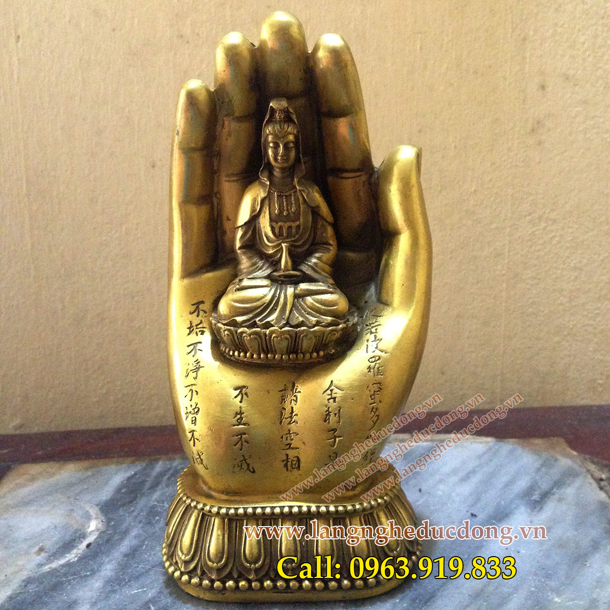 langngheducdong.vn - Bàn tay Phật Quan Âm Bồ Tát, bàn tay phật bằng đồng