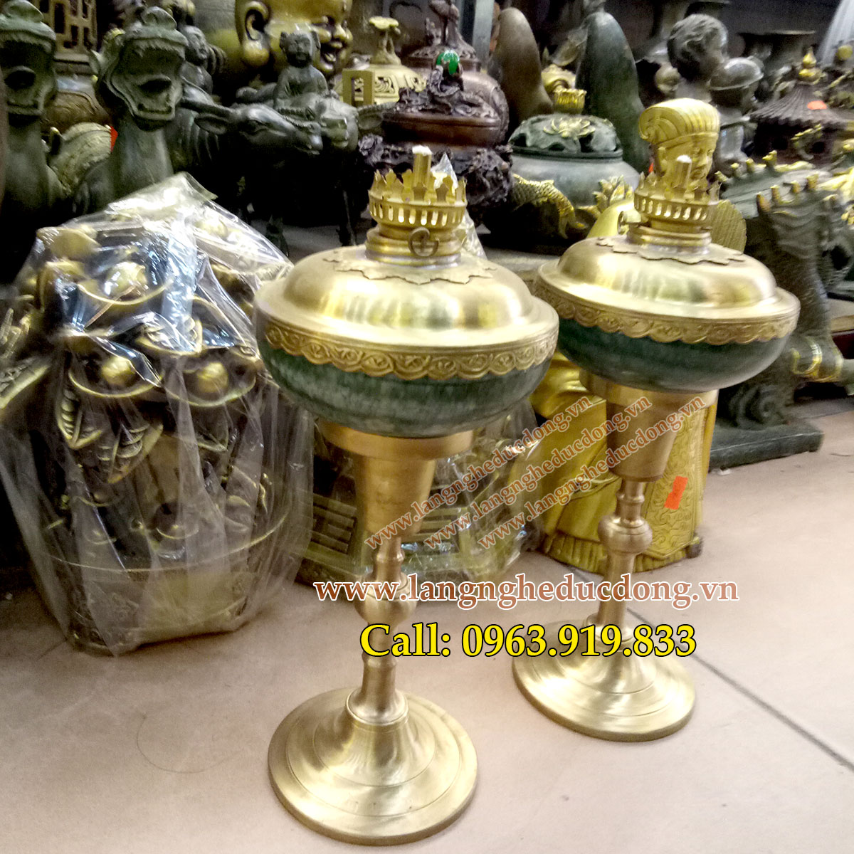 langngheducdong.vn - đèn dầu, đèn sứ bọc đồng, đèn thắp dầu thơm, đèn thờ thắp tinh dầu