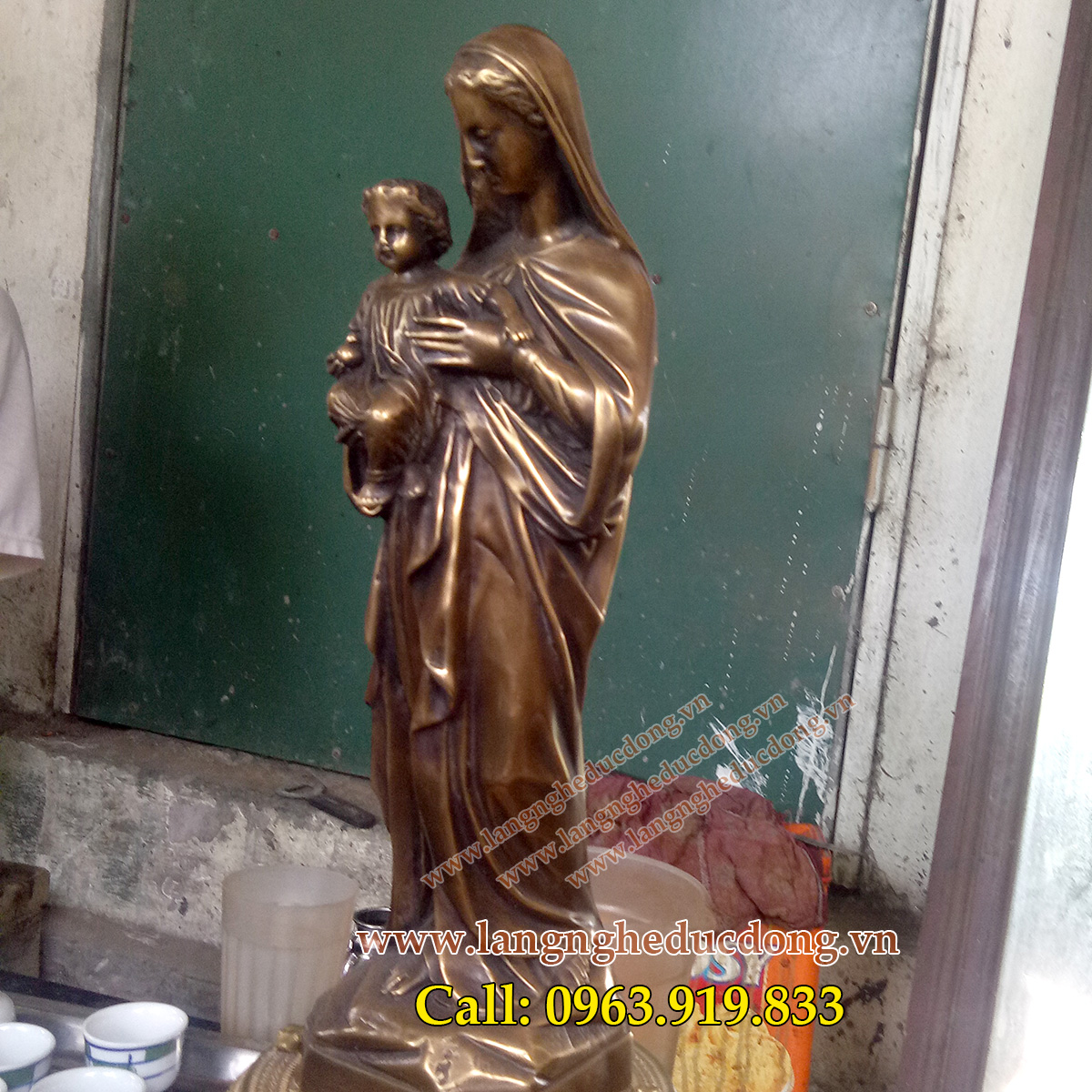 Tượng đức mẹ maria bằng đồng 40cm, đức mẹ bồng con