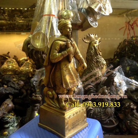langngheducdong.vn - Tượng Trần Hưng Đạo, Đức Thánh Trần bằng đồng vàng 32cm
