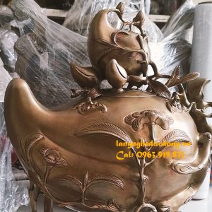 đỉnh đồng mẫu quả đào 40cm