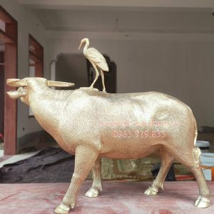 tượng trâu đồng, trâu bằng đồng, trâu trang trí bằng đồng