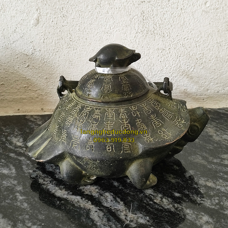ấm trà hình con rùa, vật phẩm phong thuy, đò đồng phong thuỷ, đồ phong thuỷ bằng đồng