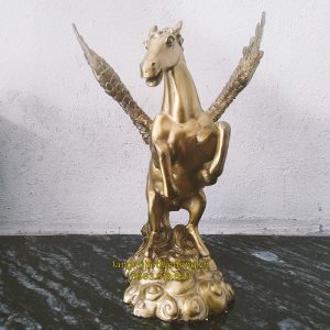 ngựa đồng, ngựa có cánh, ngựa thiên thần, tượng ngựa bằng đồng