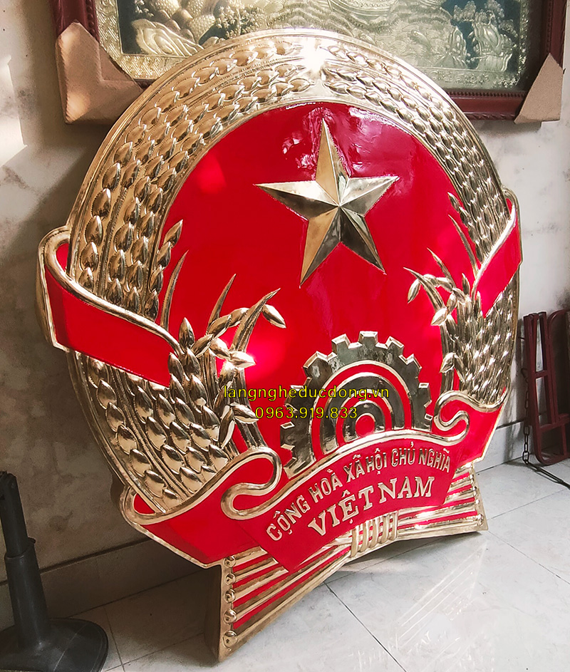 Quốc Huy Việt Nam Bằng Đồng Thúc Nổi Khổ Lớn – Đường Kính 141cm chân 10cm đồng 1ly