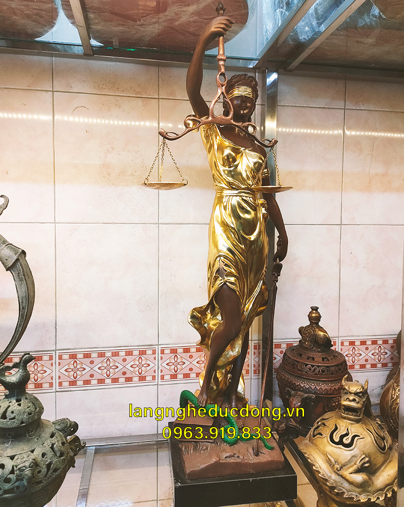 tượng nữ thần công lý, nữ thần công lý bằng đồng, tượng Lady Justice, Lady Justice