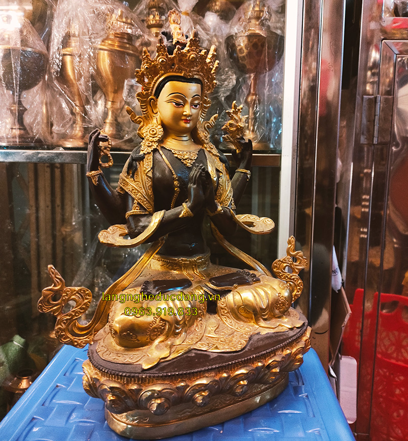 tượng Phật Quan Âm Tứ Thủ (Avalokiteshvara) được chế tác từ đồng theo phong cách Mật tông Nepal cao 30cm