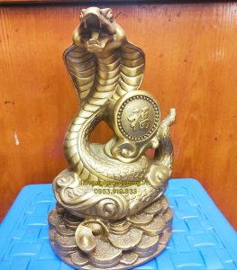 rắn đồng, rắn bằng đồng, tượng rắn bằng đồng, tượng rắn đồng vàng